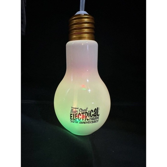Disneyland Main Street 50TH Anniv. Electrical Parade Light Up Bulb Sipper New - Picture 9 of 10